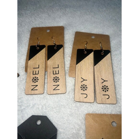 Christmas earring lot - 8 new earrings - Picture 3 of 5